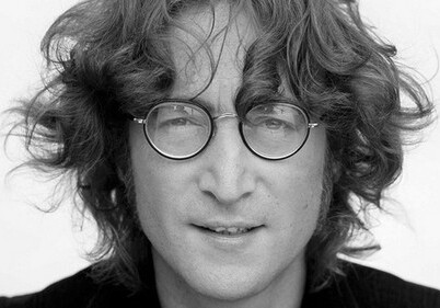 Кассету с записью невышедшей песни Джона Леннона выставят на аукционе