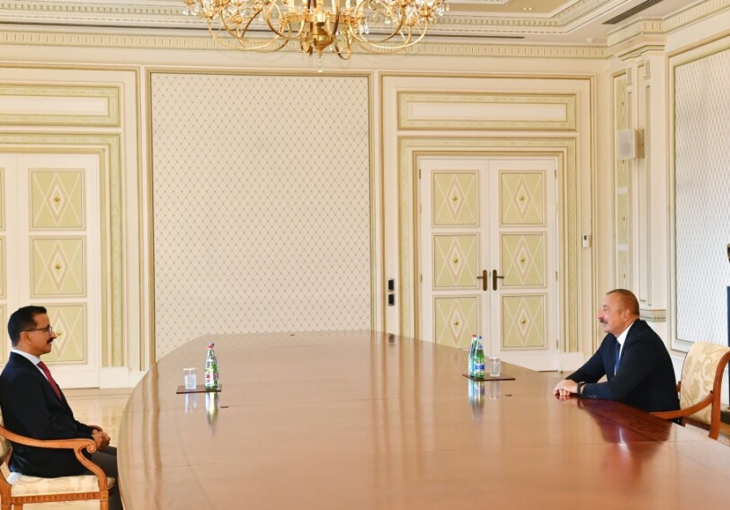 Президент Азербайджана принял председателя и исполнительного директора группы компаний DP World Султана Ахмеда бин Сулаима (Фото)