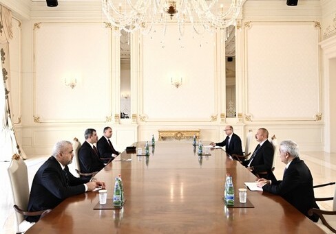 Президент Ильхам Алиев принял министра нефти Ирака (Обновлено)