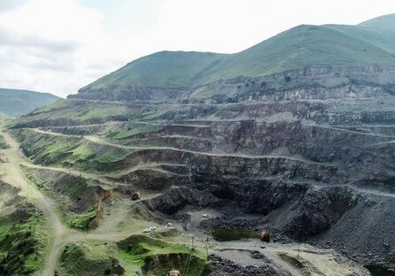 Британская компания будет добывать золото в Карабахе