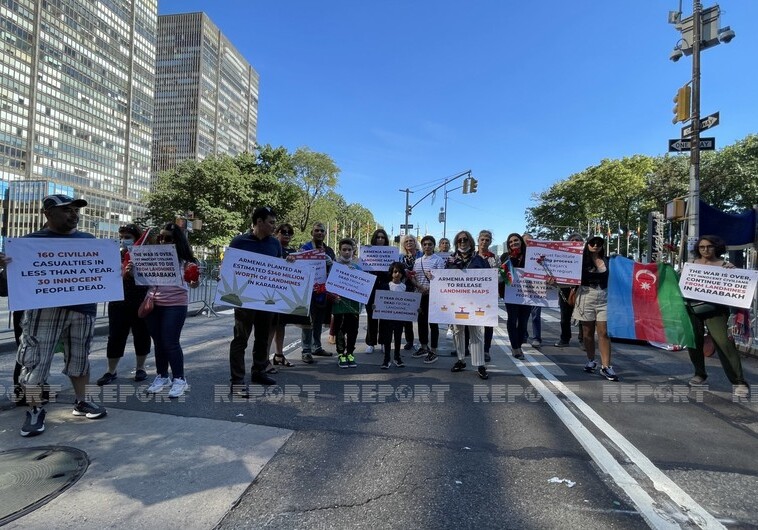 Азербайджанцы США проводят акцию протеста перед зданием ООН (Фото)