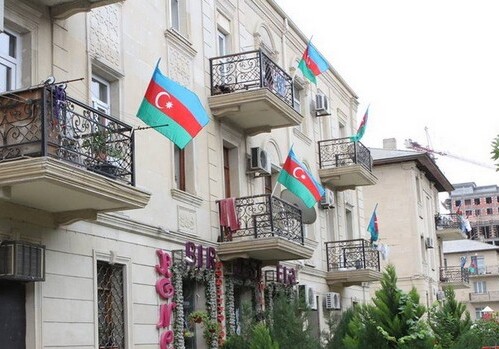 Призыв: Пусть каждый вывесит флаг Азербайджана на своем балконе 