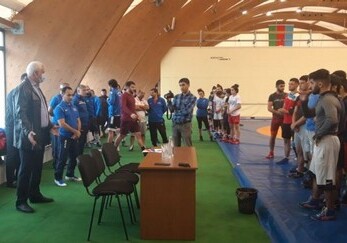 Азербайджан заявил 22 борцов на чемпионат мира