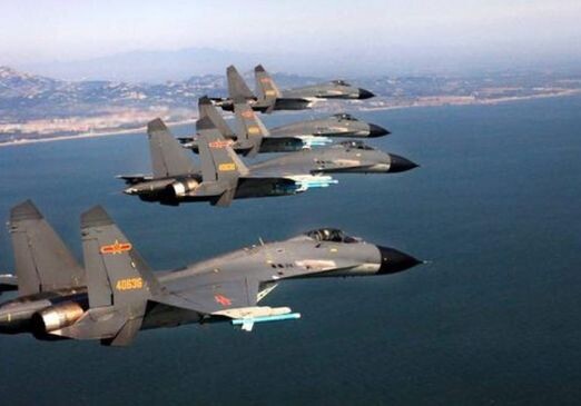 Китай направил к Тайваню рекордное количество боевых самолетов