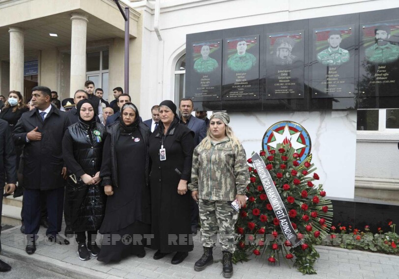 В Баку открыта мемориальная доска шехидам Отечественной войны (Фото)