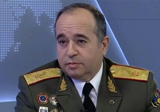 Глава Минобороны Армении отправился в Россию