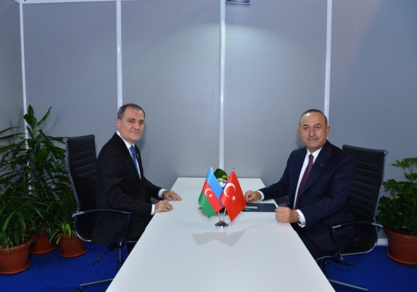 Министры иностранных дел Азербайджана и Турции встретились в Белграде