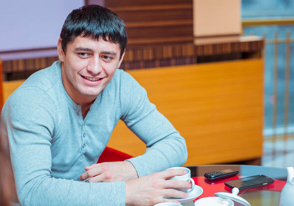 Расул Чунаев в третий раз поступил в вуз (Фото)
