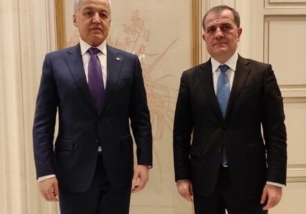 Состоялась встреча глав МИД Азербайджана и Таджикистана