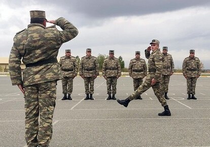В ВС Азербайджана прошли состязания среди командиров батальонов (Фото)