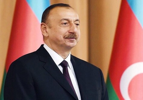 Президент Азербайджана поздравил главу Латвии