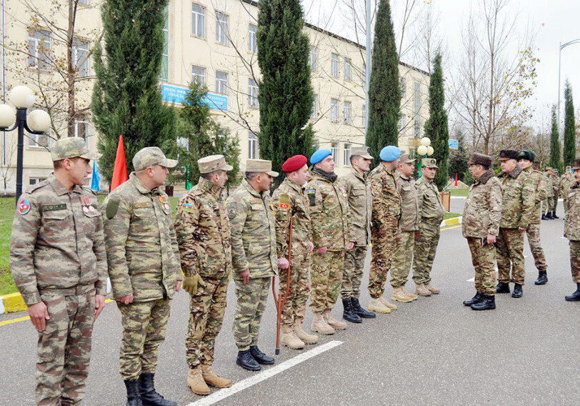 Министр обороны Азербайджана посетил новую воинскую часть коммандос (Фото-Видео)