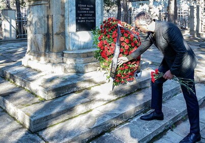 Память Неизвестного солдата почтили в Баку (Фото)