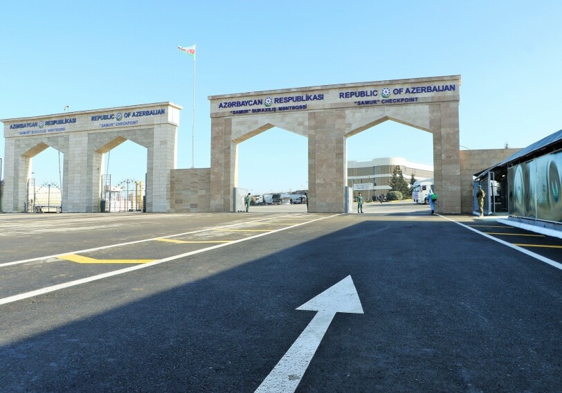Агентство по туризму Азербайджана: Открытие сухопутных границ может увеличить риск