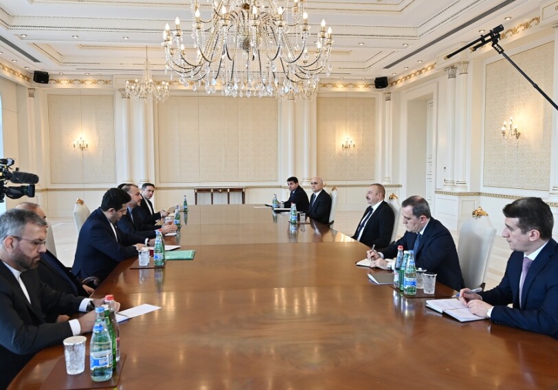 Президент Ильхам Алиев принял министра иностранных дел Ирана (Фото)