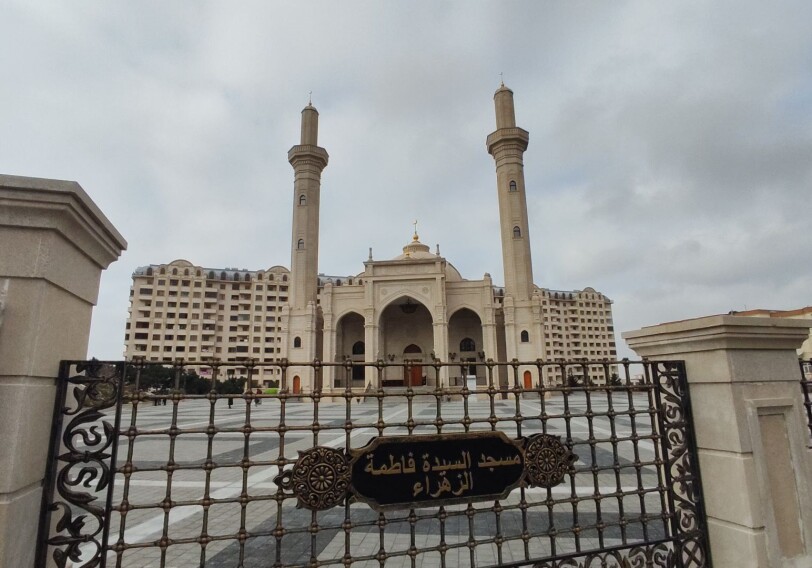 Верующие поблагодарили Президента Ильхама Алиева за условия, созданные в мечети «Ханым Фатимеи Захра» (Фото-Видео) 