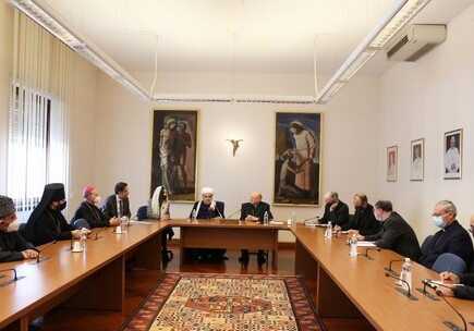Глава УМК встретился с президентом Папского совета Ватикана по культуре (Фото)