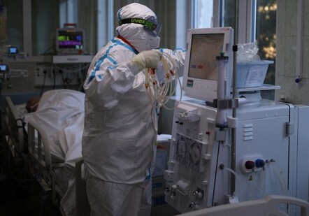 Число инфицированных COVID-19 в России превысило 10,8 млн