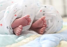 Жительница Саудовской Аравии родила пять пар близнецов (Фото)