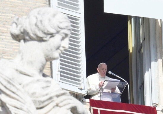 Папа Римский призвал провести день молитвы о мире в Украине