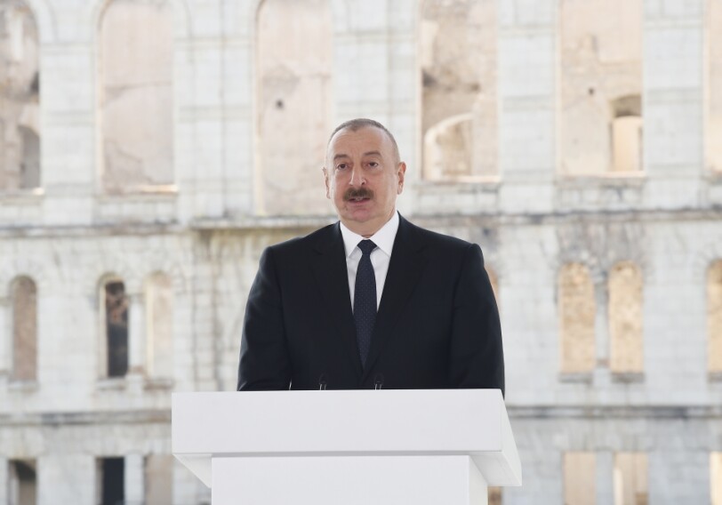 Президент Ильхам Алиев выступил с речью на V Съезде азербайджанцев мира в Шуше (Фото-Видео-Обновлено) 