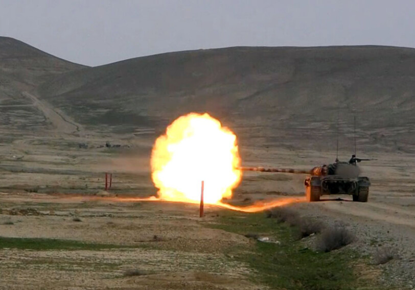 Минобороны АР: Повышается боеготовность танковых подразделений (Видео)
