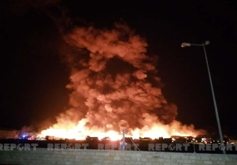 Масштаб пожара на территории «Промпарка Азерсун» расширяется – TƏBİB о жизни госпитализированного (Фото-Видео)