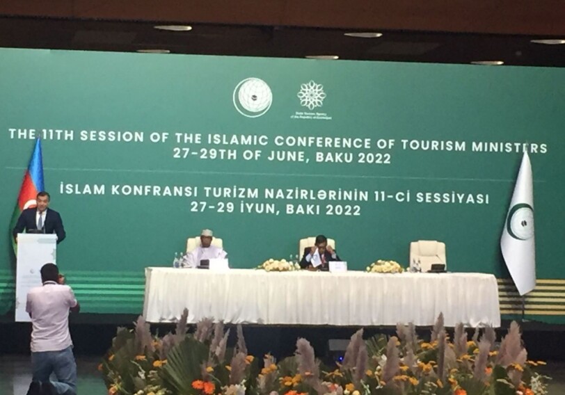 В Баку началась конференция министров туризма стран ОИС (Фото)