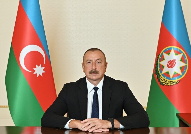 Президент Ильхам Алиев поздравил азербайджанский народ по случаю Гурбан байрамы