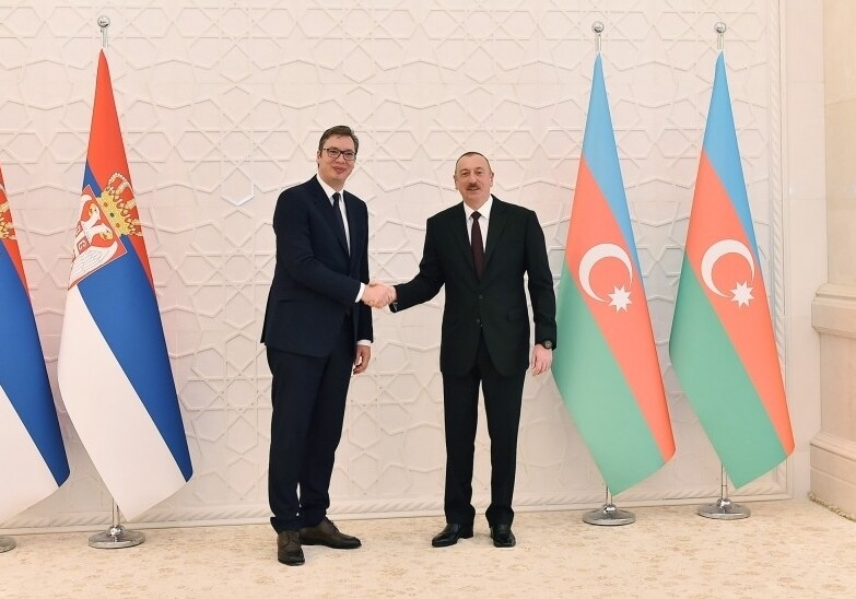 Глава Сербии позвонил Президенту Азербайджана