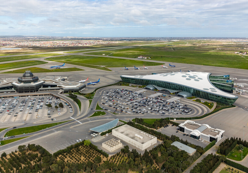 С начала года Международные аэропорты Азербайджана обслужили  почти 4,5 млн человек