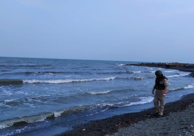 В Лянкяране на пляже обнаружили мину