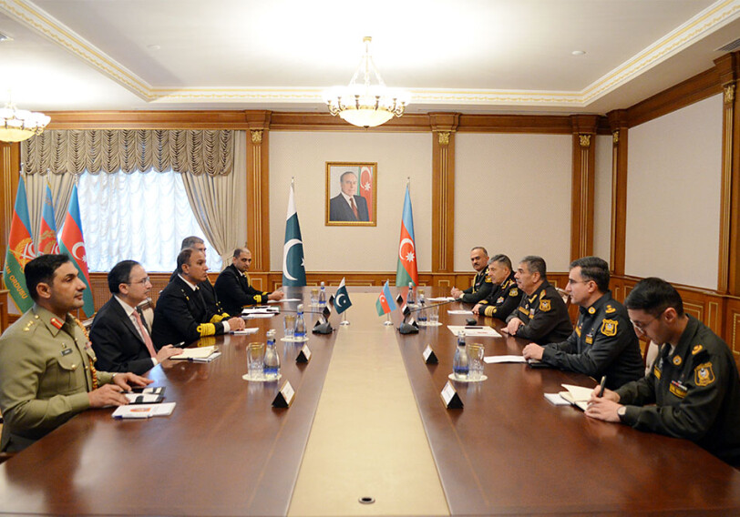 Азербайджан и Пакистан обсудили перспективы развития сотрудничества в военной сфере (Фото)