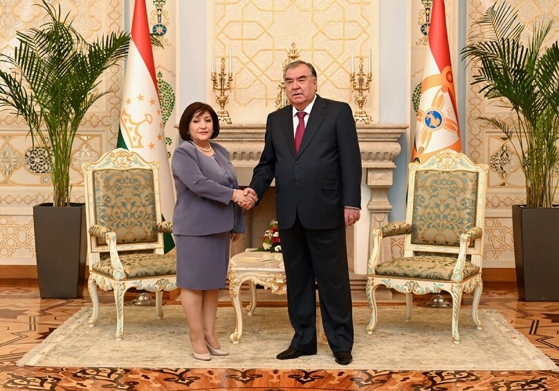 Сахиба Гафарова встретилась в Душанбе с Президентом Таджикистана (Фото)