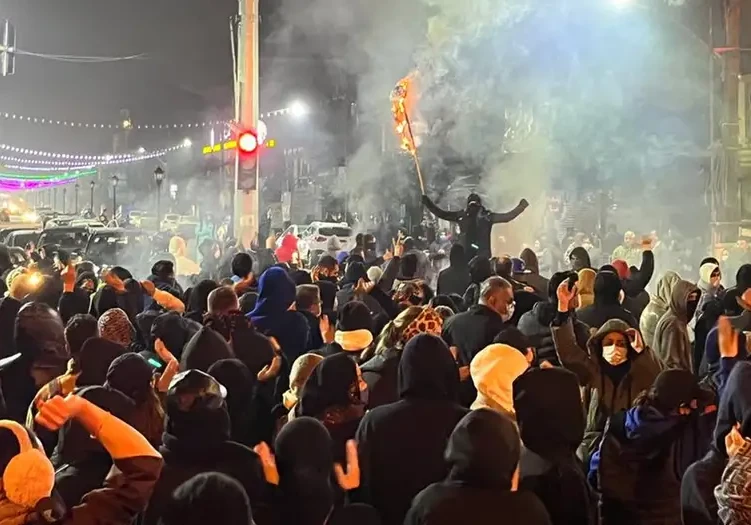 Между протестом и неопределенностью