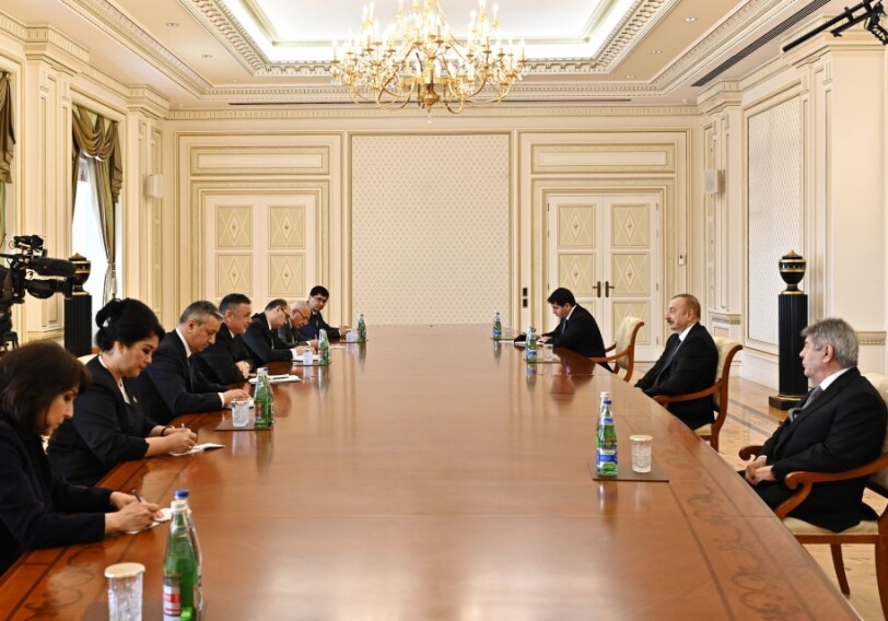 В Узбекистане ждут с визитом президента Азербайджана - Официальный прием (Фото)