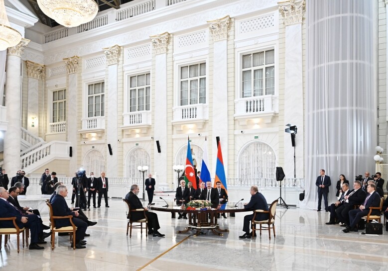 Путин, Алиев и Пашинян согласовали заявление по итогам встречи в Сочи (Видео-Добавлено)