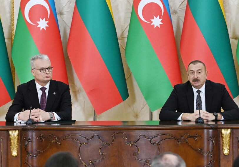 Президенты Азербайджана и Литвы выступили с заявлениями для печати (Фото-Обновлено)