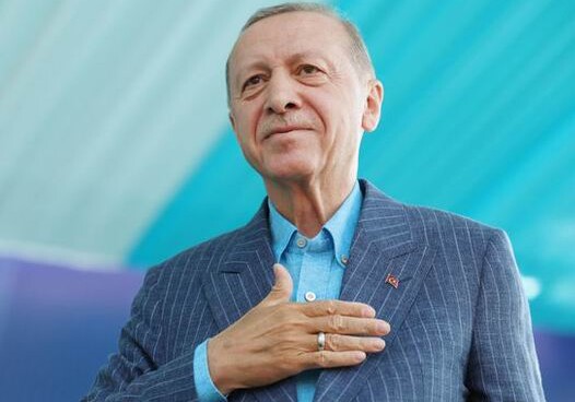 Реджеп Тайип Эрдоган обратился к народу с речью - Прямой эфир
