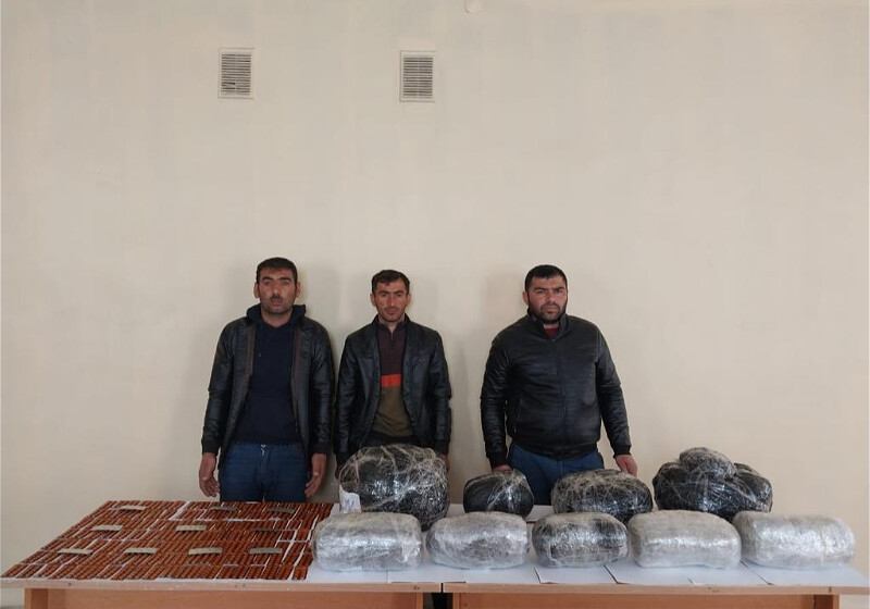 Пресечена контрабанда наркотиков из Ирана в Азербайджан (Фото)