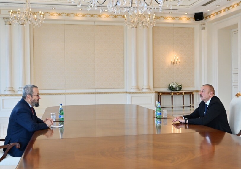Ильхам Алиев принял бывшего премьер-министра Израиля (Фото)
