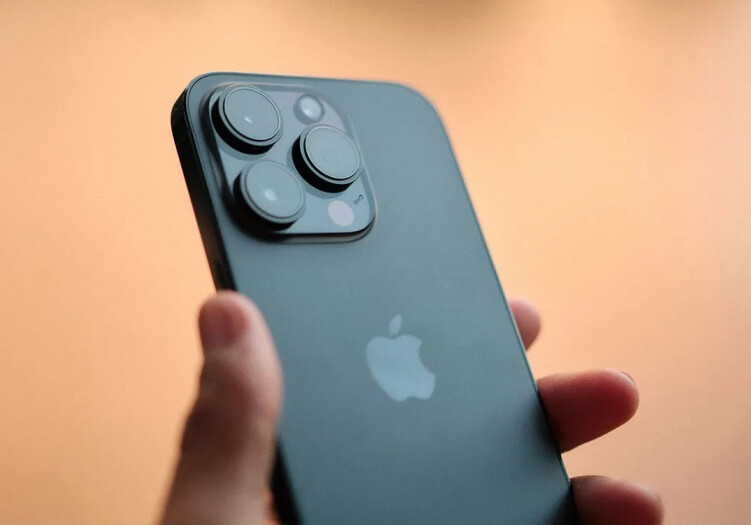 Apple представит рекордно дорогой смартфон