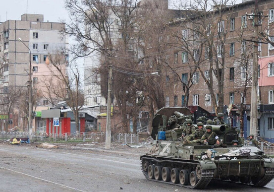 Россия выводит войска из Мариуполя