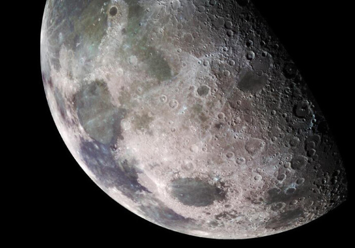Ученые нашли способ превратить лунный грунт в топливо