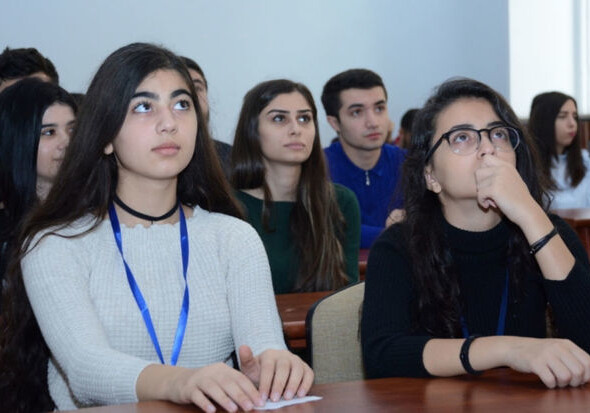 В Азербайджане вузы перейдут на традиционный формат обучения – Официально