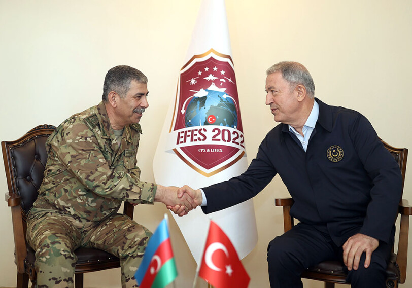 Cостоялась встреча министров обороны Азербайджана и Турции  