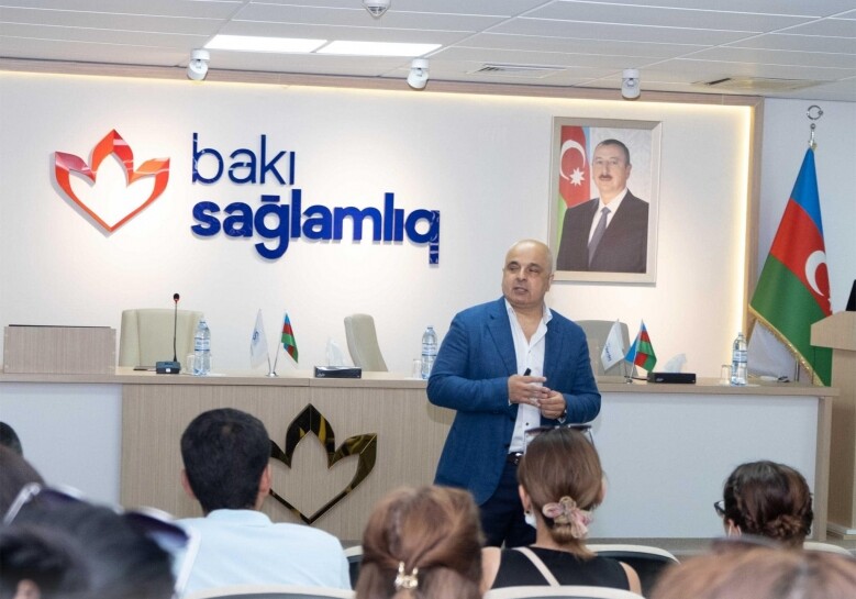 Азербайджанский врач избран почетным членом Академии наук Турции