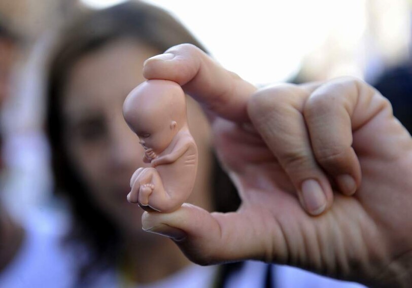 Почему растет количество абортов в стране и как с этим бороться?