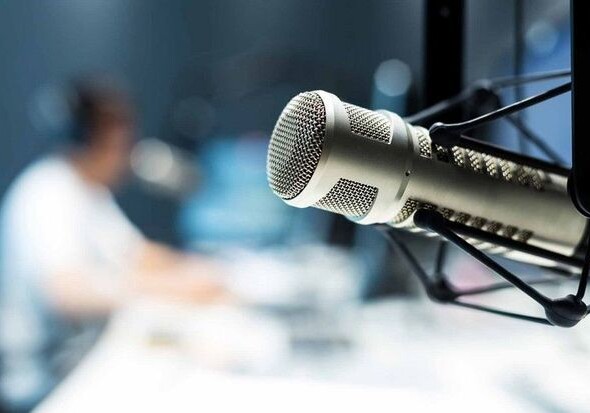 В Азербайджане выданы лицензии трем радиовещателям