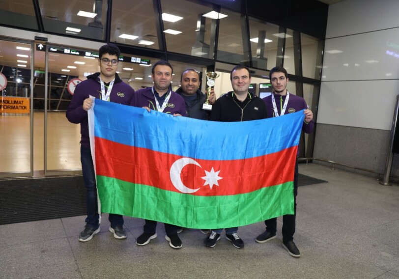 Мы вернулись на подиум!